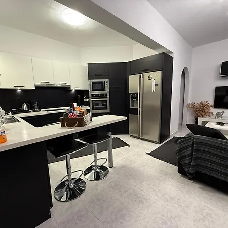 Katsaras House 3 Cozy Bedrooms شقة *