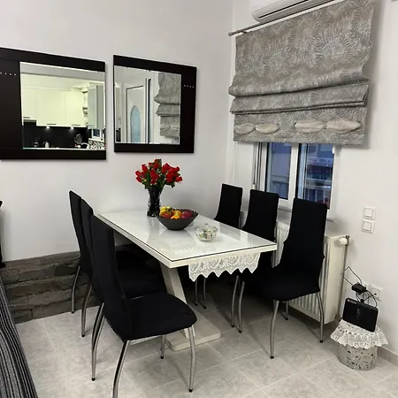 Katsaras House 3 Cozy Bedrooms *