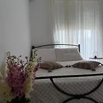 Katsaras House 3 Cozy Bedrooms *