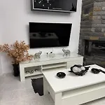 Апартаменты Katsaras House 3 Cozy Bedrooms