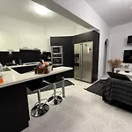 Katsaras House 3 Cozy Bedrooms Апартаменты *