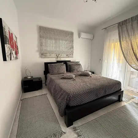 Katsaras House 3 Cozy Bedrooms Lejlighed Kremastí