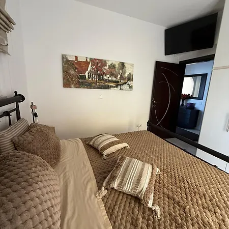 Katsaras House 3 Cozy Bedrooms Lejlighed Kremastí