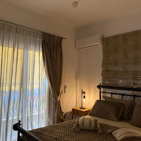 Katsaras House 3 Cozy Bedrooms Lejlighed *