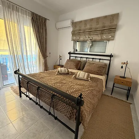 Katsaras House 3 Cozy Bedrooms *