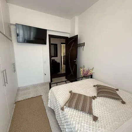 Katsaras House 3 Cozy Bedrooms Lejlighed *