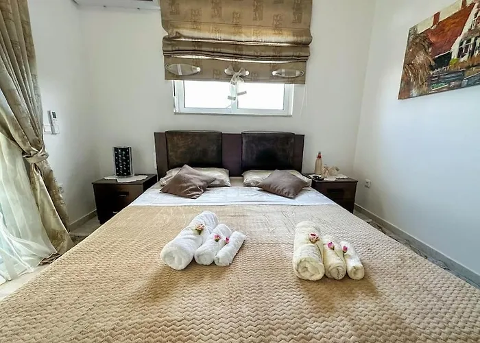 Katsaras House 3 Cozy Bedrooms *