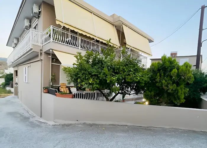 Katsaras House 3 Cozy Bedrooms Kremastí