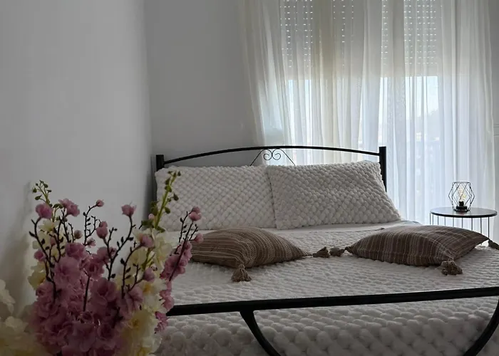 Katsaras House 3 Cozy Bedrooms *