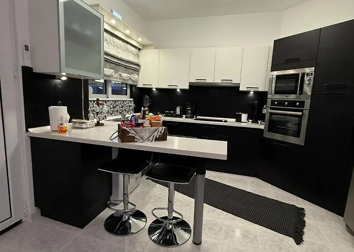 Katsaras House 3 Cozy Bedrooms *