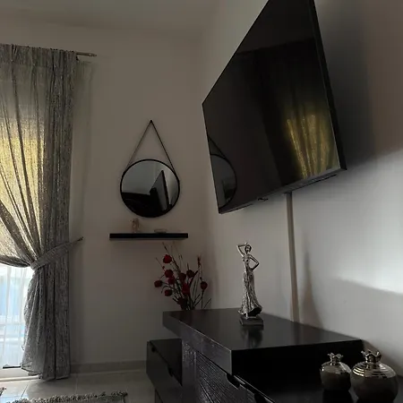 Katsaras House 3 Cozy Bedrooms